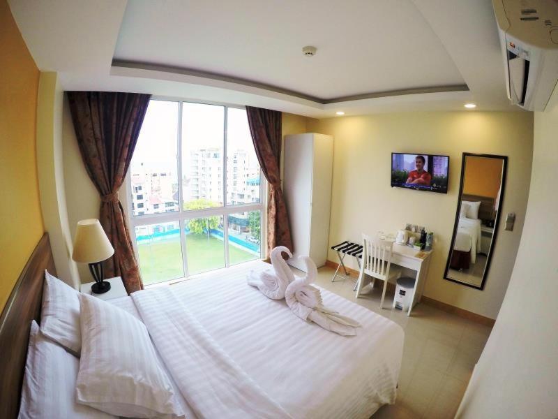 The Grand View Hotel Мале Екстериор снимка
