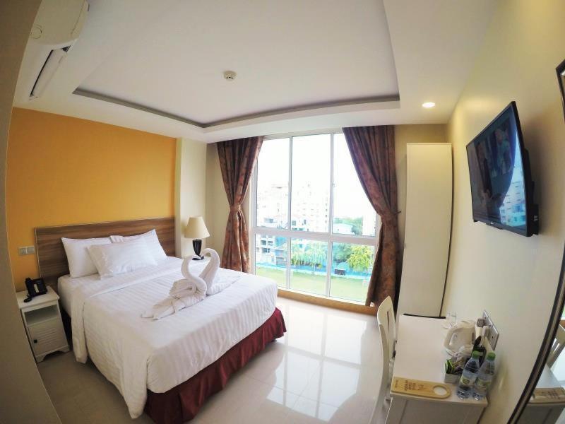 The Grand View Hotel Мале Екстериор снимка